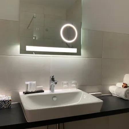 Rheinvilla Arte Szálloda